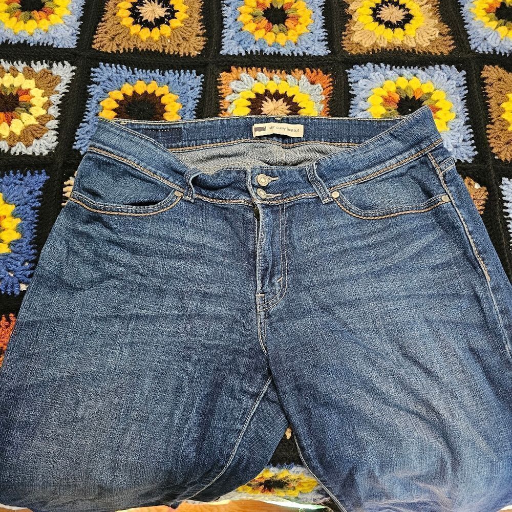 Levi's Bootcut Denim Jeans - Picture 2 of 5